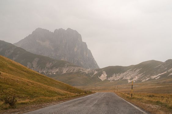 pandaTripAdventures-2019-gran-sasso-37 pandaTripAdventures-2019-gran-sasso-37